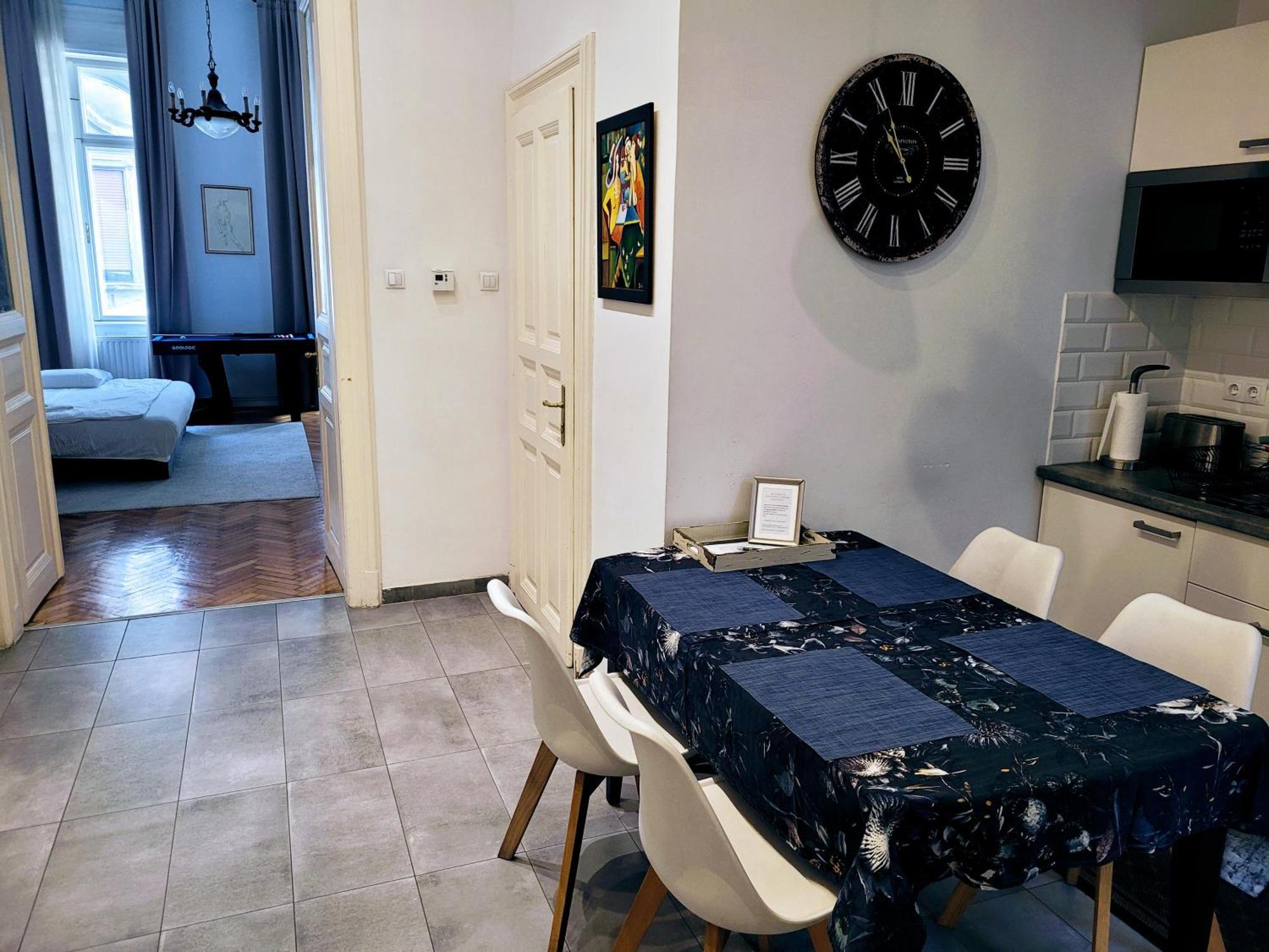 Christoph'S Central Apartment Budapest Eksteriør bilde