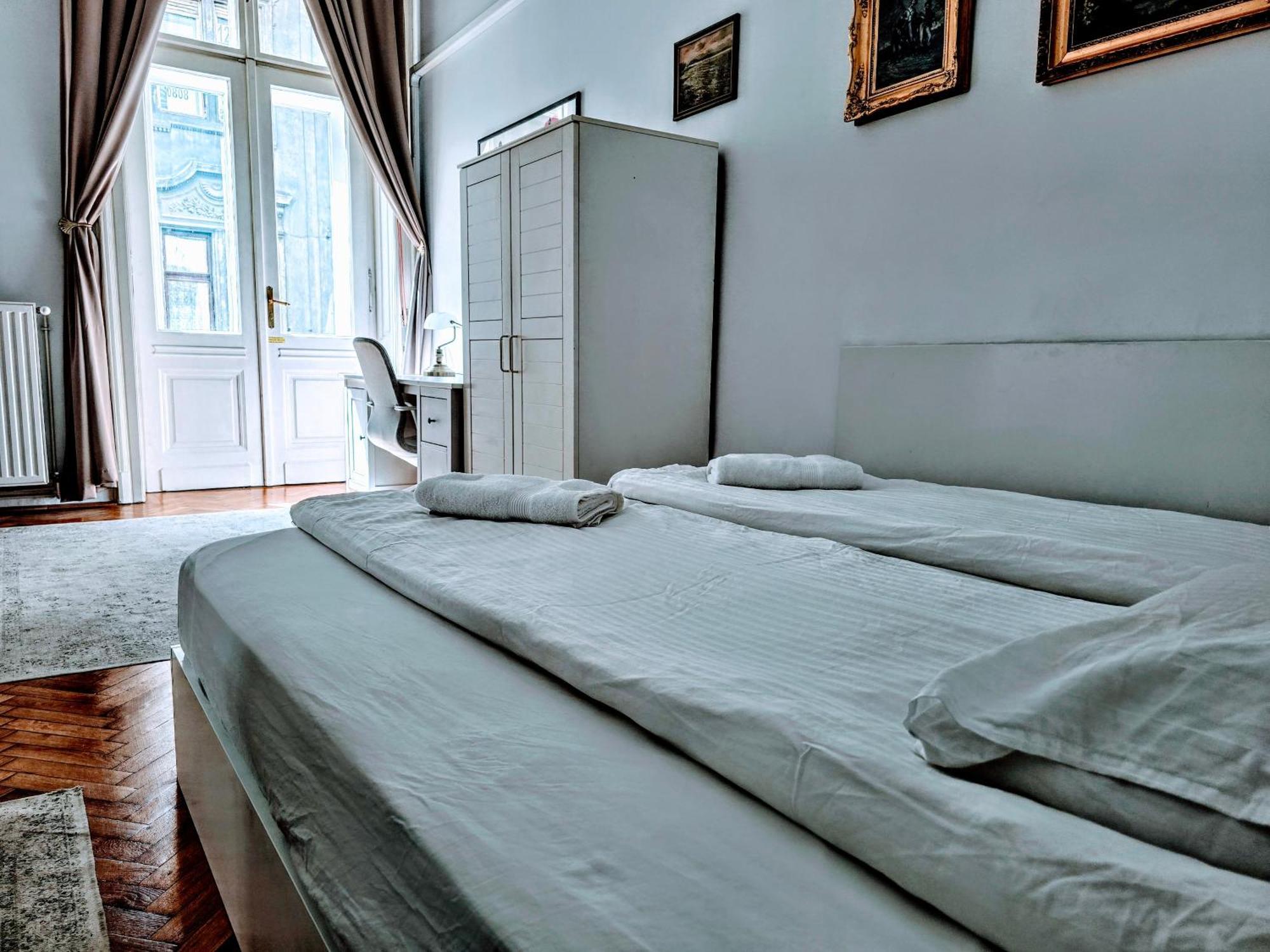 Christoph'S Central Apartment Budapest Eksteriør bilde